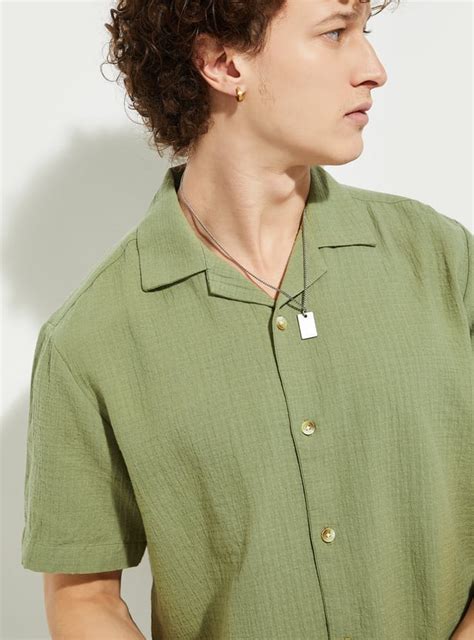 Buy URB_N Men Relaxed Fit Resort Shirt Online at just Rs. 999.0 ...