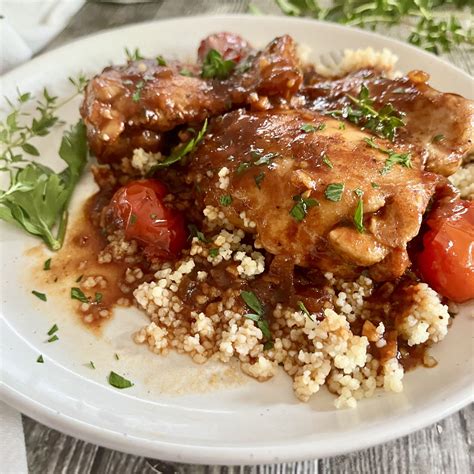 Braised Balsamic Chicken Thighs - The Hungary Soul
