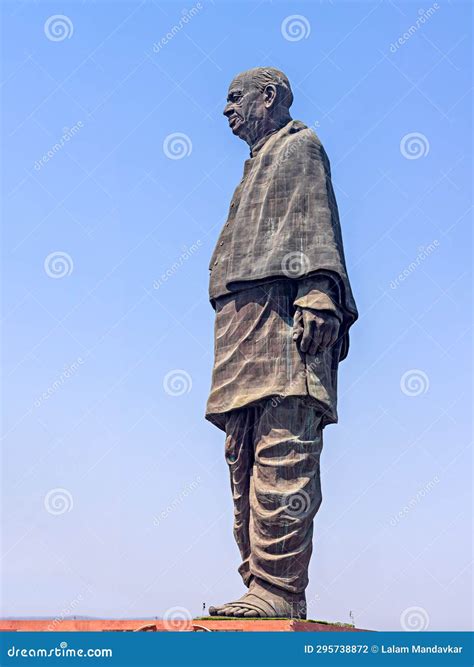 Sardar Vallabhbhai Patel. Statue Of Unity. The World Tallest Statue ...