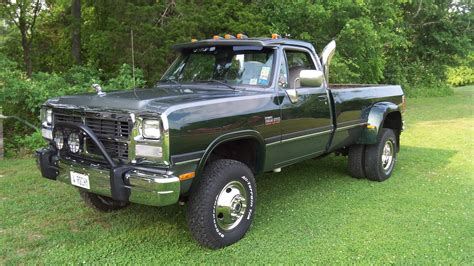 1st Gen Dodge Cummins Rollin Coal