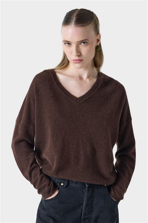 ABSOLUT CASHMERE V-Neck Sweater in Brown