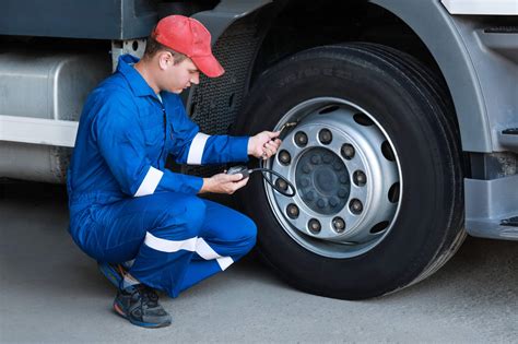 Semi Truck Tire Pressure Tutorial | PSI Tips for Truckers | Blog