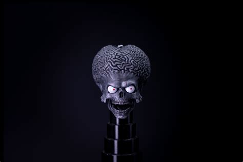 Marsian Lanyard Bead – Custom 550 Paracord & Knife Bead