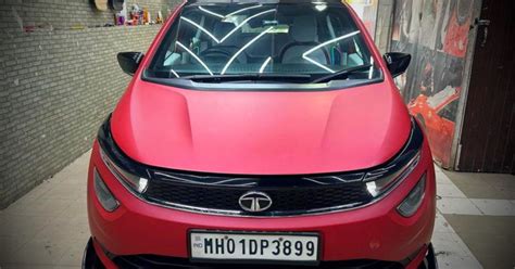Tata Motors Altroz premium hatchback modified with beautiful matt ...