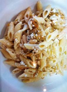 pasta ai fiori di zucca pasta ai fiori di zucca primo non sprecare pasta ai fiori di zucca pasta ai fiori di zucca primo non sprecare
