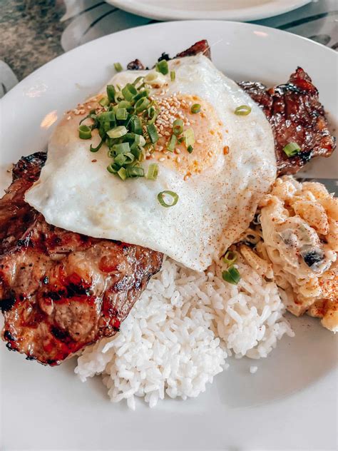 Where to Find the BEST Breakfast in Waikiki: Top 10 Spots