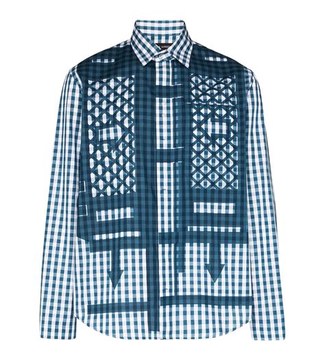 How to achieve Noah Flynn’s shirt fit in Netflix’s Kissing Booth 2