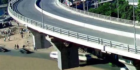 Andheri Lokhandwala-Yari Road Bridge Project Delayed