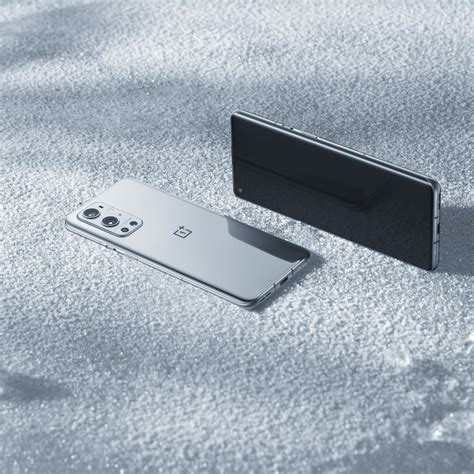 Smartphones News and Features | GQ India