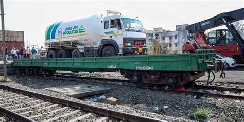 COVID-19: As Thousands Gasp for Oxygen, Government Tardiness in ...