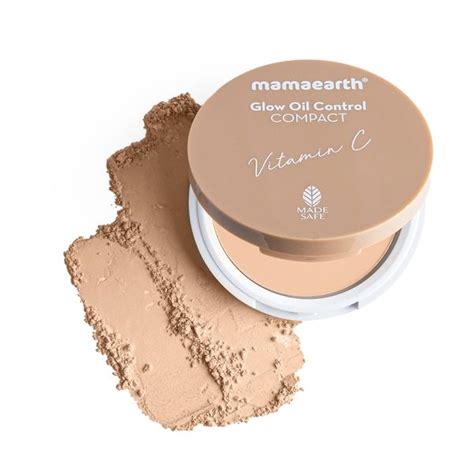 Mamaearth Creme Glow Oil Control Compact with SPF 30 -9g