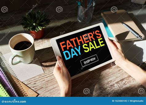 Fathers Day Sale Banner on Mobile Device Screen. Online Shopping and ...