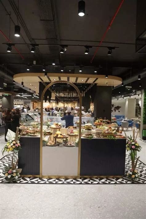 Nature's Basket Unveils Experiential Store: Wine Cellars, Cheese Rooms ...