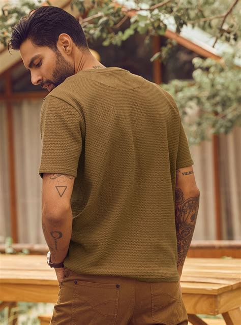 Andamen Jackal Jacquard Crew