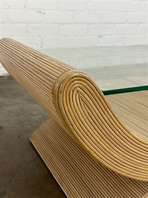 Free form wavy coffee table — VINTAGE ON POINT