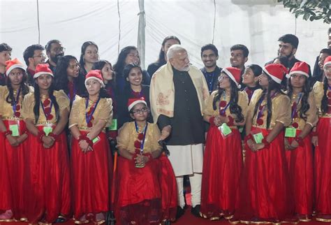 Narendra Modi : నరేంద్రమోదీ క్రిస్మస్ సెలబ్రేషన్స్ ఫొటోలు చూశారా ...