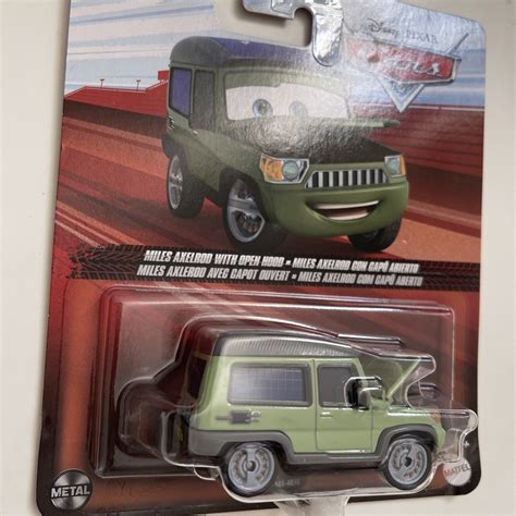 Miles Axlerod Disney Disney Store CARS 2 MILES AXLEROD 1:43 DIE CAST