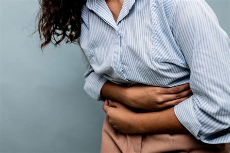 Why Your Stomach Hurts After Eating (& 5 Ways to Fix It) - Dr. Michael Ruscio, DC