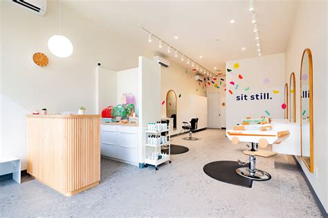 Top Rated Kids Hair Salon - Sit Still Kids