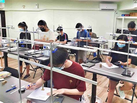 Image result for Lab Assistant Physics Classes