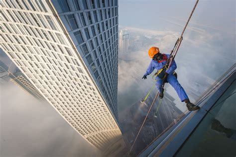 How Much Do Tower Window Cleaners Make at Peggy Hodges blog