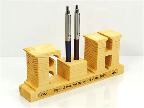 Pen holders made entirely of wood | Unique Gift Ideas and Personalised ...
