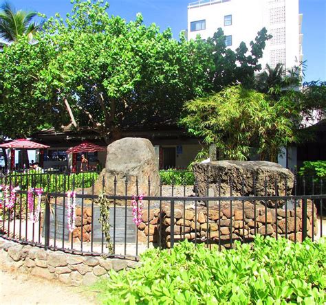 THE WIZARD STONES ON WAIKIKI - All You Need to Know BEFORE You Go 2026 ...