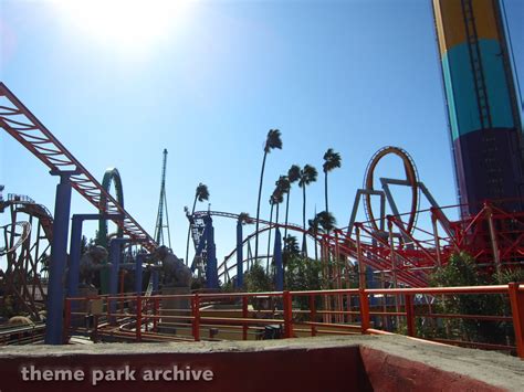 Jaguar at Knott's Berry Farm | Theme Park Archive