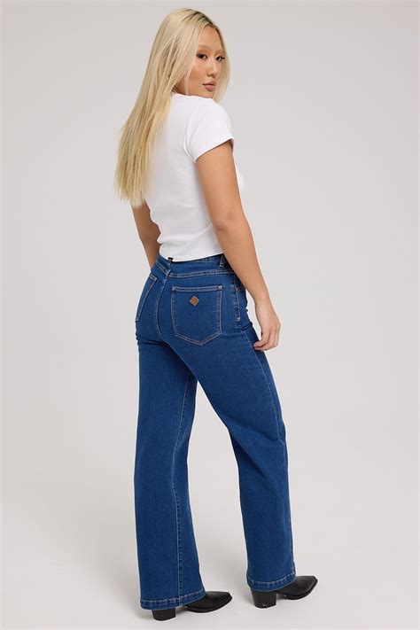 Jeans 的图像结果