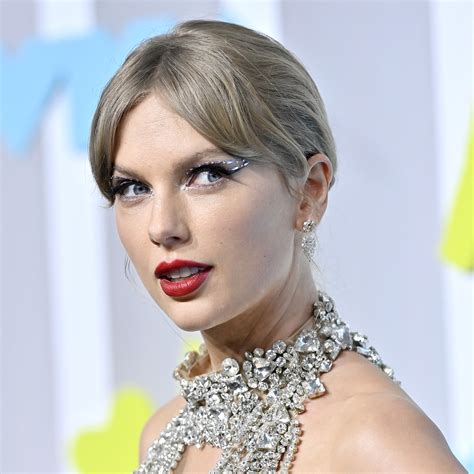 Taylor Swift's Net Worth: How The Star Makes Her Money, 52% OFF