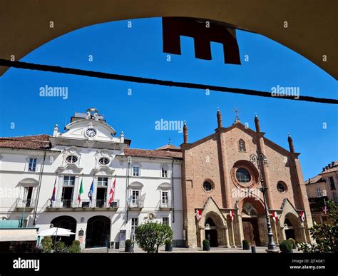 Piazza San Secondo is in the heart of Asti with the Collegiate Church ...