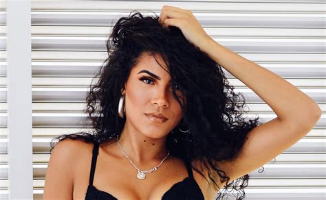 How to Get Approved on OnlyFans (First Try) - Sofia Gray