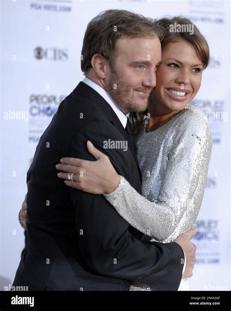 Jay Mohr and his wife Nikki Cox arrive at the 35th Annual People's ...