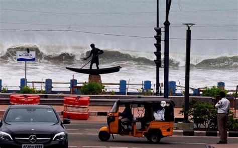 Cyclone Yaas Makes Landfall In Odisha With Wind Speed Of 130-140 Kmph ...