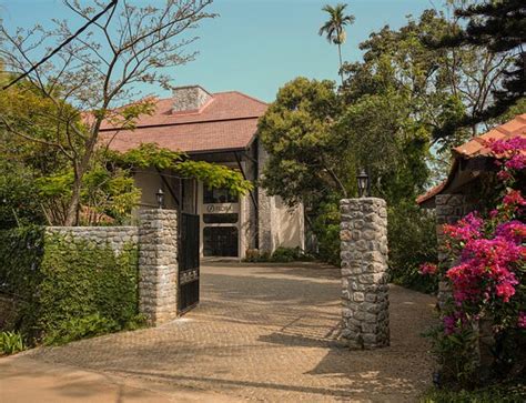 FLORA VYTHIRI RESORT (Kerala) - Hotel Reviews, Photos, Rate Comparison ...