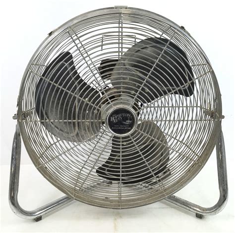 Lot - Hampton Bay High Velocity Air Circulator Floor Fan