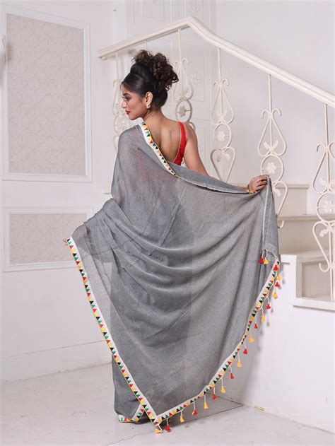 Grey Mulmul Cotton Soft Saree With Patch Work Borders – Charukriti