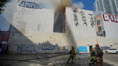 Los Angeles Building Featured on Doors’ ‘Morrison Hotel’ Cover Burns ...