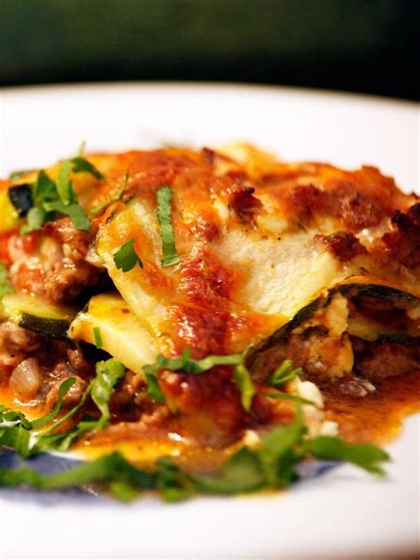 Lasagne klassisch mit Zucchini Teigschichten Auflauf mit  