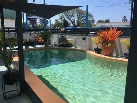BLACK MARLIN MOTEL (Innisfail) - Motel Reviews, Photos, Rate Comparison ...