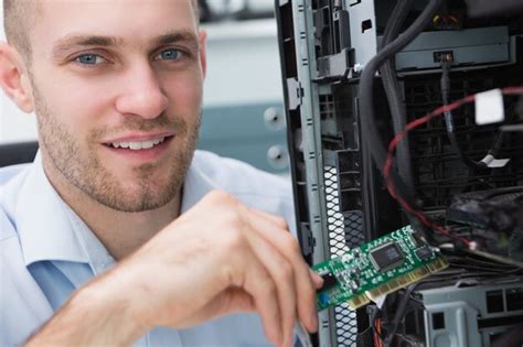 Fixing Computer Problem 的图像结果