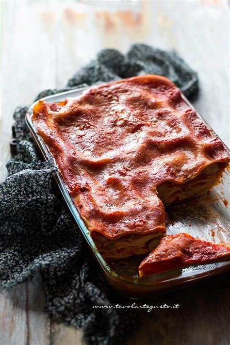 Lasagne al forno: la Ricetta originale napoletana passo passo