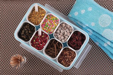 UNICA Masala Box with 8 Pots & 4 Tea Spoons, BPA-free Plastic Spice ...