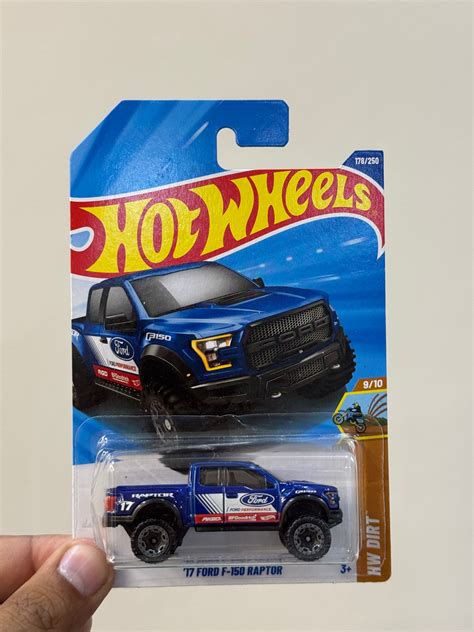 Hot Wheels - 17 FORD F-150 RAPTOR (J2025) – GULATI EMPORIUM