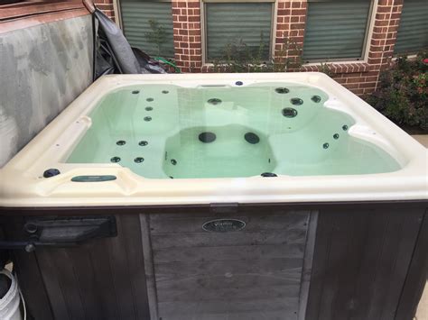 Viking Royale - Hot Tub Insider