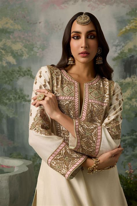 Ira Kurta Set – Sureena Chowdhri