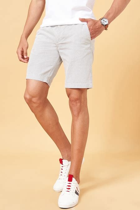 Byford White Print Thigh-Length Casual Men Slim Fit Shorts - Selling ...