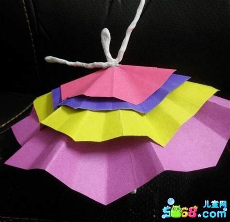 折纸小人跳舞女孩的折法(会跳舞的小人折纸) - 抖兔学习网