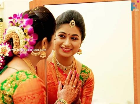 Magic mirror on the wall! What’s this trend all about?! Poolajada