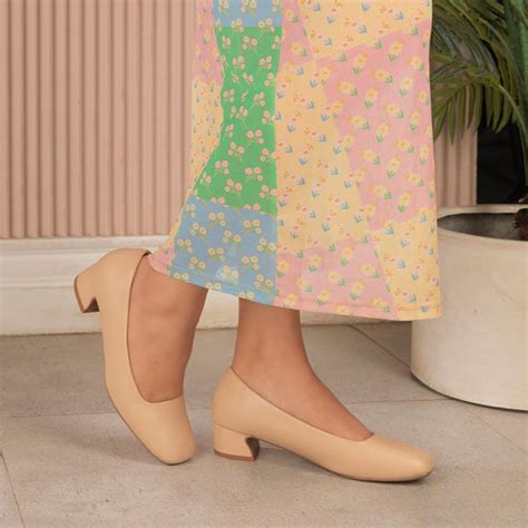 Buy Beige Women's Pumps - The Riyan Beige | Tresmode